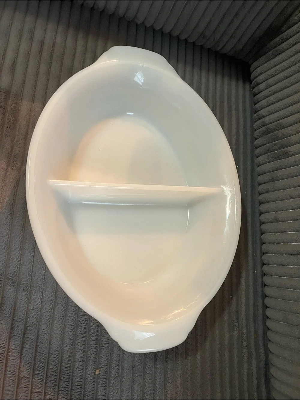 Vintage Anchor Hocking Fire King Milk Glass Opal Oval 1.5qt Divided Casserole